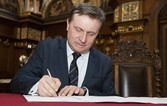  Burmistrz Andrzej Rychłowski podpisał porozumienie w sprawie realizacji ZIT