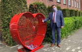 Przed urzędem stanął pojemnik na nakrętki
