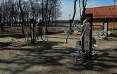 W Parku Miejskim powstała nowoczesna siłownia plenerowa
