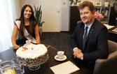 Burmistrz pogratulował Adzie Zawadzińskiej - Miss Polski na Wózku 2016 