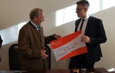Dr Christian Meyl wspiera podopiecznych MOPS oraz Fidesu